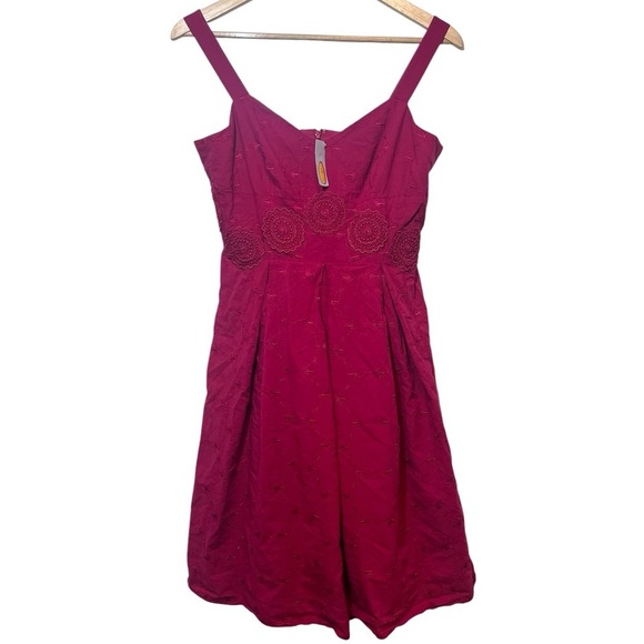 New with Tag Talbots Red Embroidered Sleeveless Mini Dress Size 6P - Picture 2 of 15